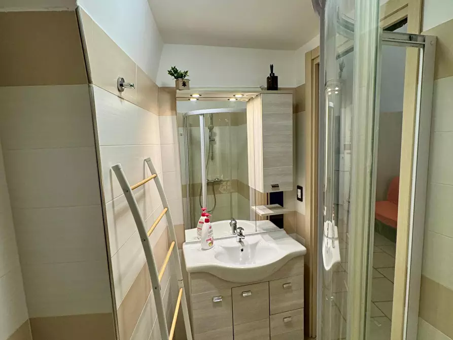 Immagine 12 di Casa indipendente in vendita  in vico thur a Ostuni