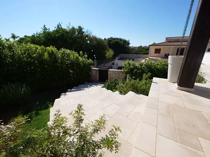Immagine 12 di Villa in vendita  in SP29 31 a Ostuni