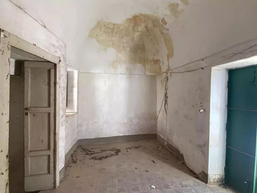 Immagine 9 di Palazzo in vendita  in Via Cattedrale 6 a Ostuni