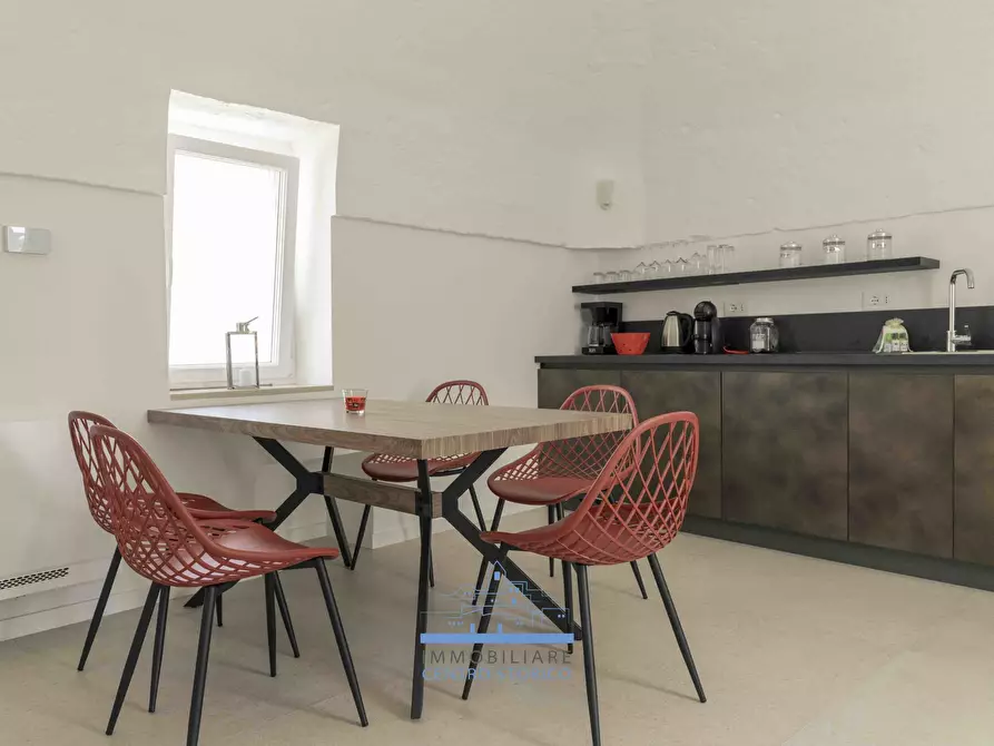 Immagine 39 di Palazzo in vendita  in Via Luca Mindelli a Ostuni