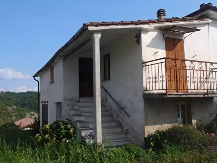 Immagine 2 di Bed & Breakfast in vendita  a Pareto