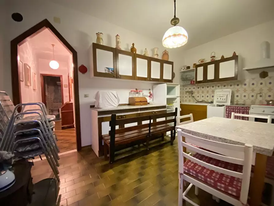 Immagine 3 di Casa trifamiliare in vendita  in via Vara Superiore 86 a Urbe