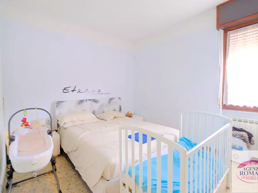 Immagine 10 di Trilocale in vendita  in Via Pero 156 a Varazze