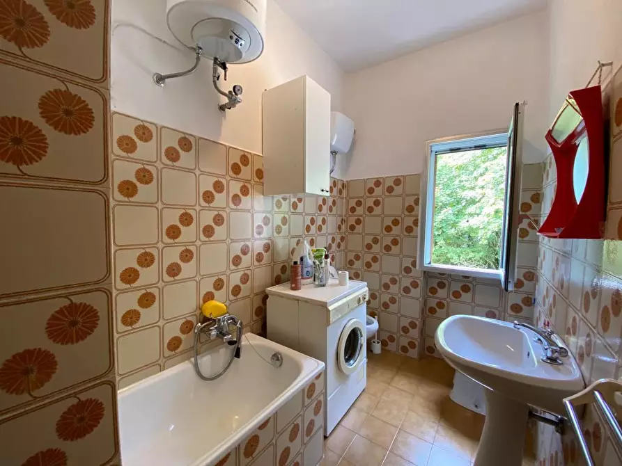 Immagine 11 di Appartamento in vendita  a Urbe