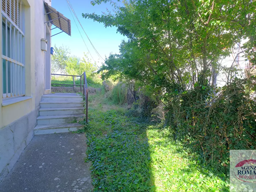 Immagine 21 di Porzione di casa in vendita  in SP49 18 a Sassello