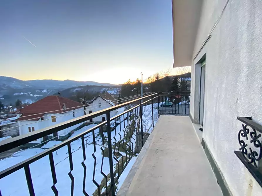 Immagine 21 di Casa trifamiliare in vendita  in via Vara Superiore 86 a Urbe