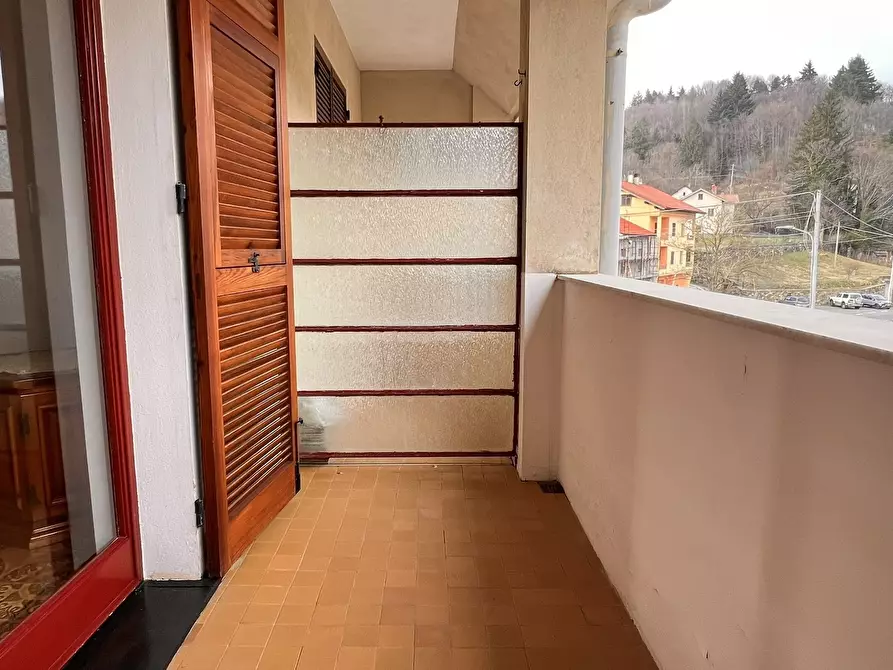 Immagine 9 di Trilocale in vendita  a Urbe