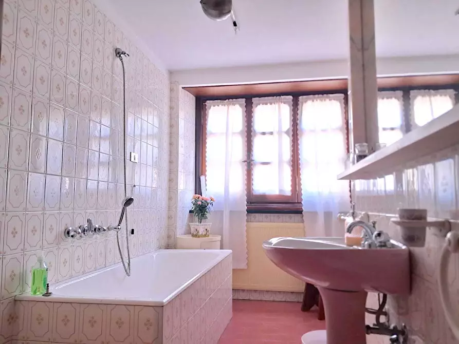 Immagine 31 di Casa indipendente in vendita  a Sassello