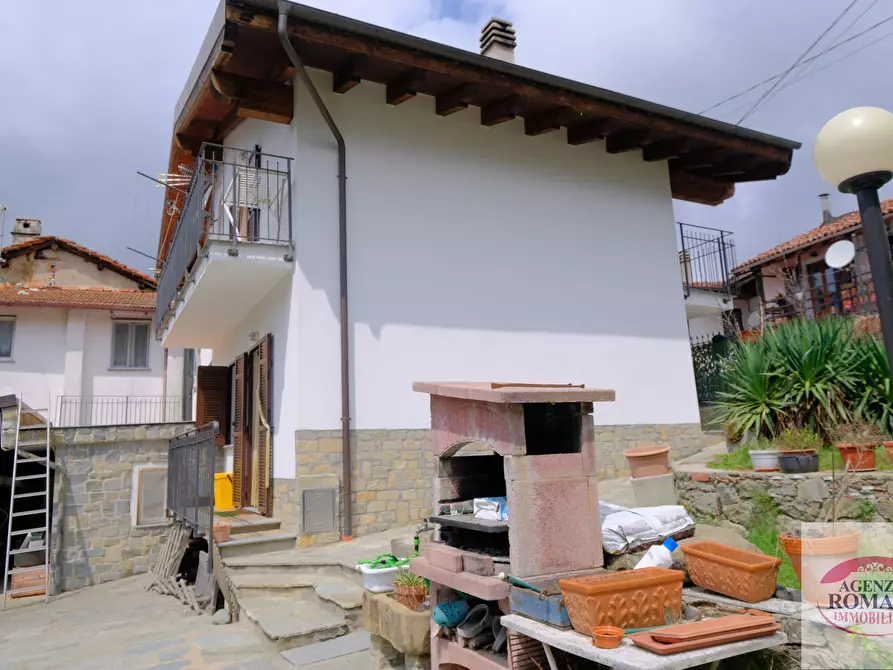 Immagine 7 di Villa in vendita  in Località Girini 19 a Dego