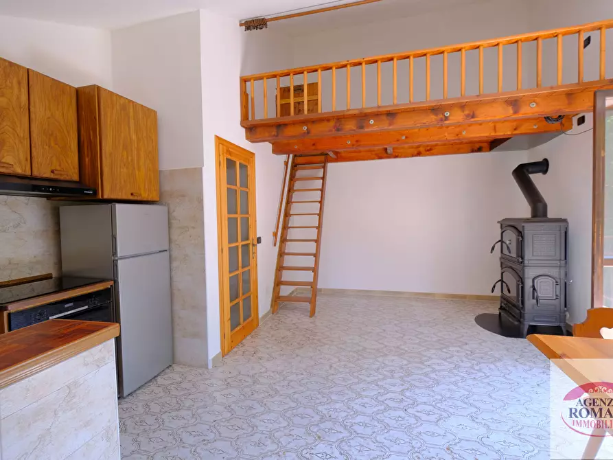 Immagine 1 di Appartamento in vendita  in Via Marasca 96 a Urbe