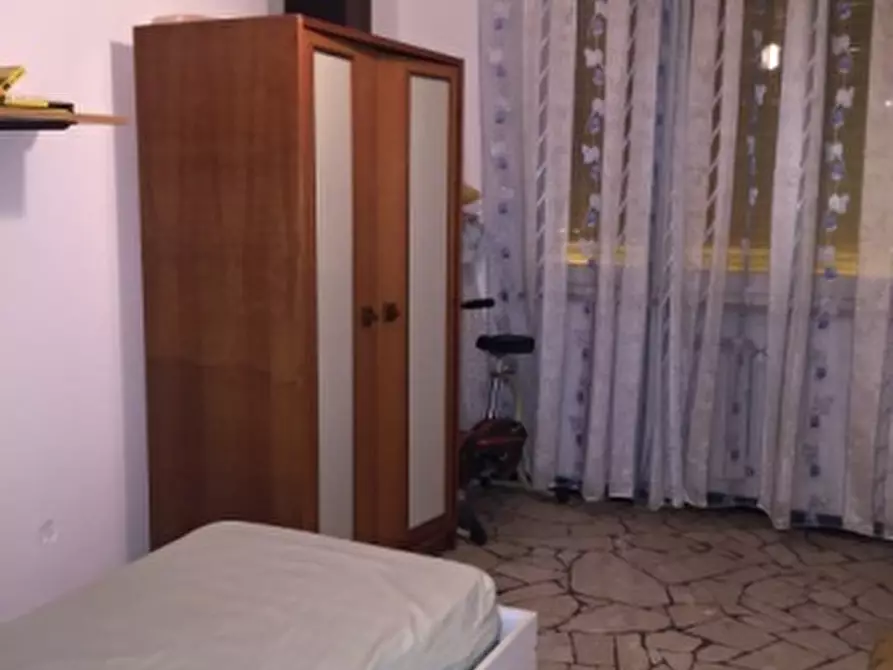 Immagine 12 di Appartamento in vendita  a Savona