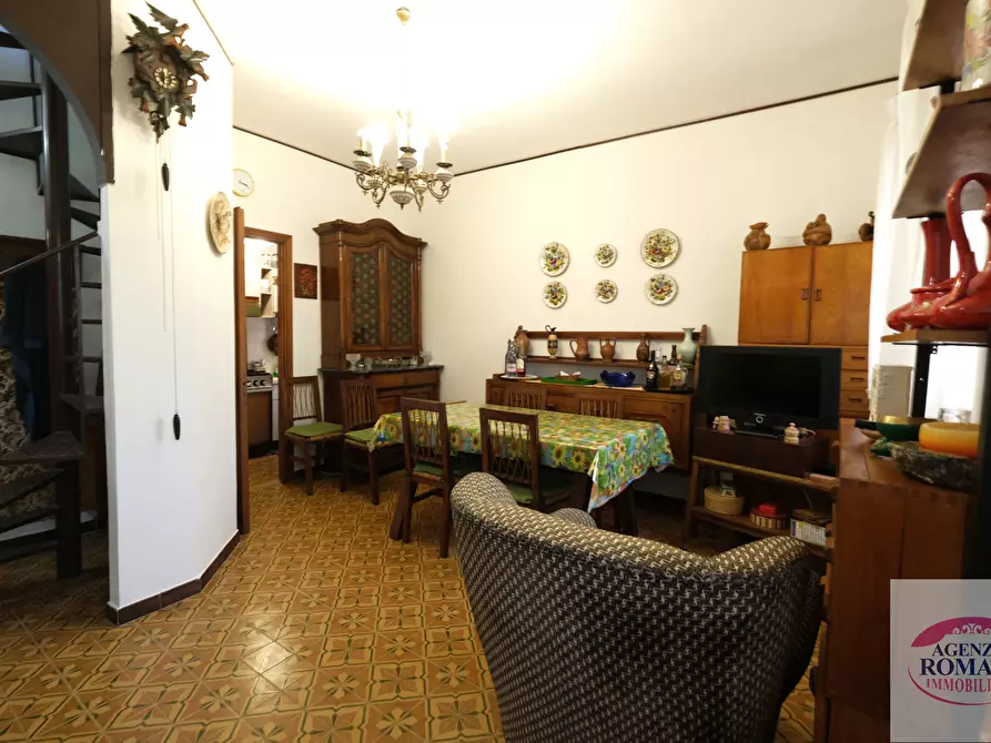 Immagine 11 di Casa indipendente in vendita  in SP210 242 a Ponzone