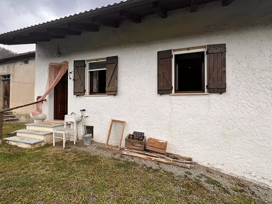 Immagine 30 di Rustico / casale in vendita  in Strada Galli 88 a Ponzone