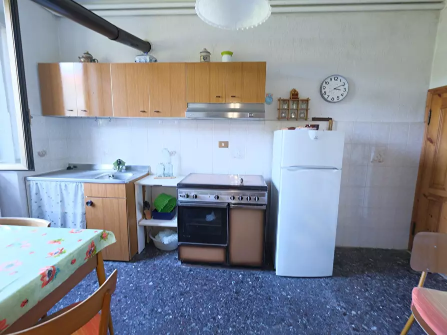 Immagine 8 di Trilocale in vendita  a Sassello