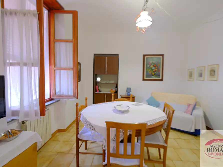 Immagine 4 di Quadrilocale in vendita  in Via Roma 5 a Pontinvrea