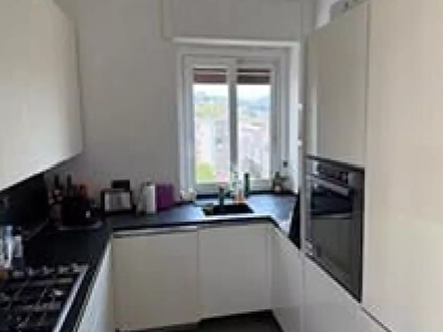 Immagine 5 di Pentalocale in vendita  in Via Giuseppe Giusti 18 a San Remo