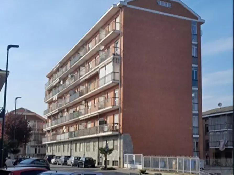 Immagine 8 di Pentalocale in vendita  in Via Trieste 12 a Rivalta Di Torino