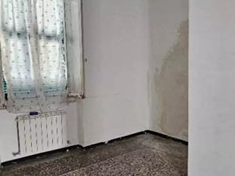 Immagine 6 di Pentalocale in vendita  in Via Caterina Rossi 1 a Genova