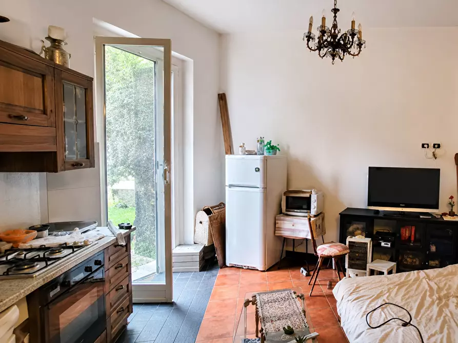 Immagine 7 di Trilocale in vendita  in Salita San Nicolosio 8 a Genova