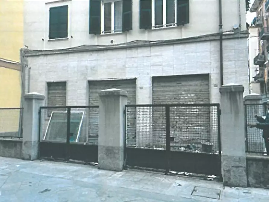 Immagine 1 di Locale commerciale in vendita  in Via Daniele Manin 44 a La Spezia
