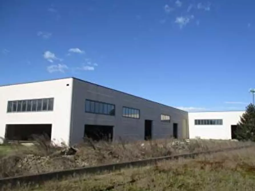 Immagine 6 di Attività artigianale in vendita  in Via San Lazzaro snc a Sale