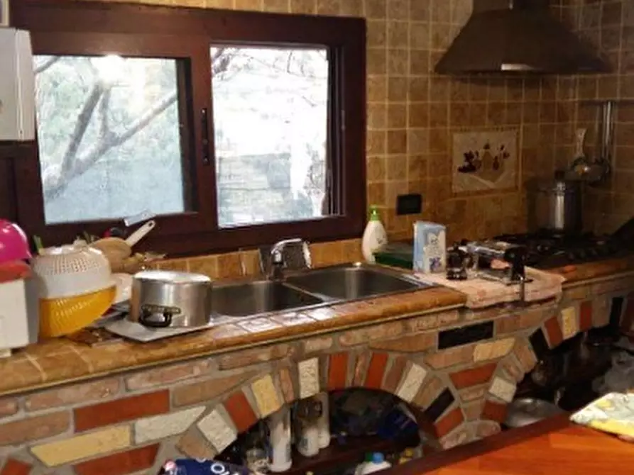 Immagine 4 di Villa in vendita  in Regione Pree snc a Taggia