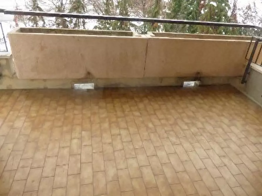 Immagine 7 di Quadrilocale in vendita  in Via Beppe Fenoglio 14a a Cuneo