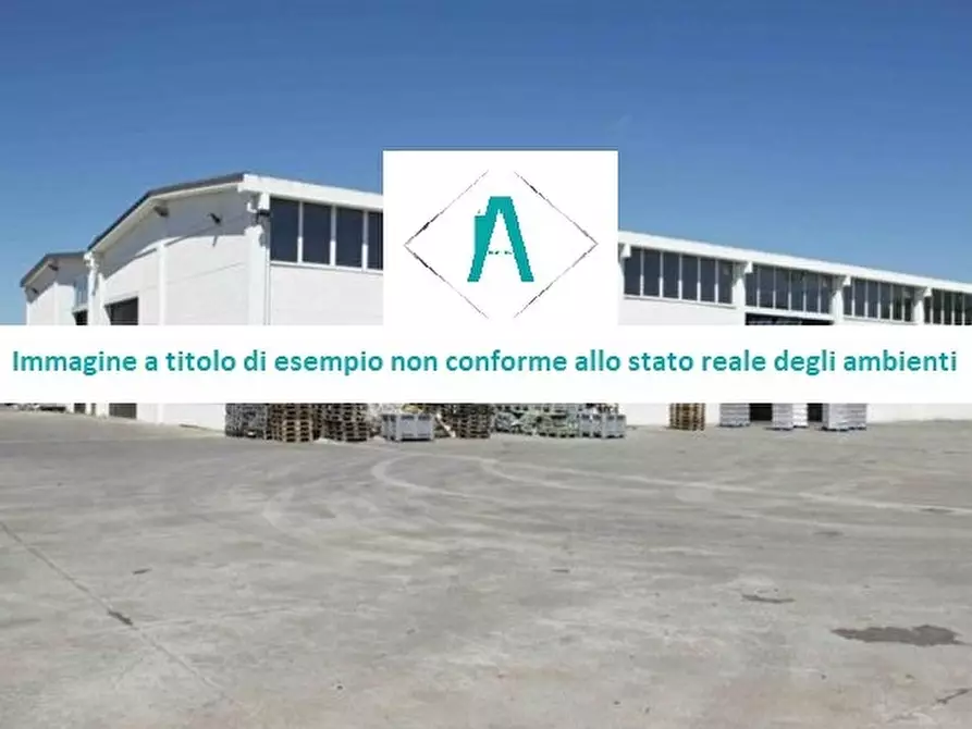 Immagine 1 di Magazzino in vendita  in Via Giacomo Giovanetti 6 a Genova