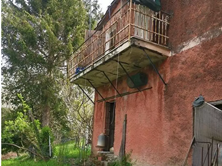 Immagine 9 di Trilocale in vendita  in Frazione Teviggio 14 a Varese Ligure