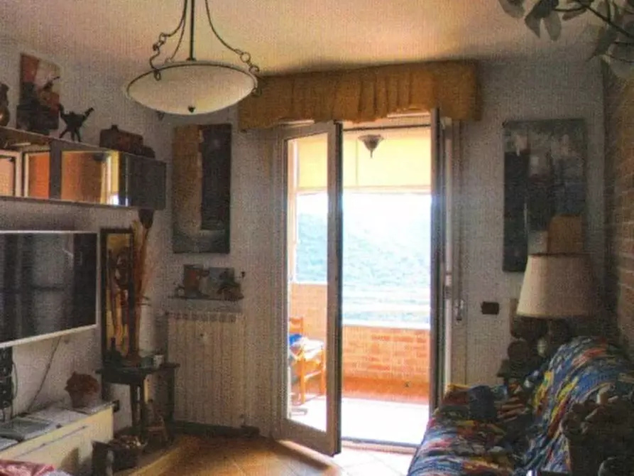 Immagine 5 di Pentalocale in vendita  in Via Val Trebbia 82 a Genova