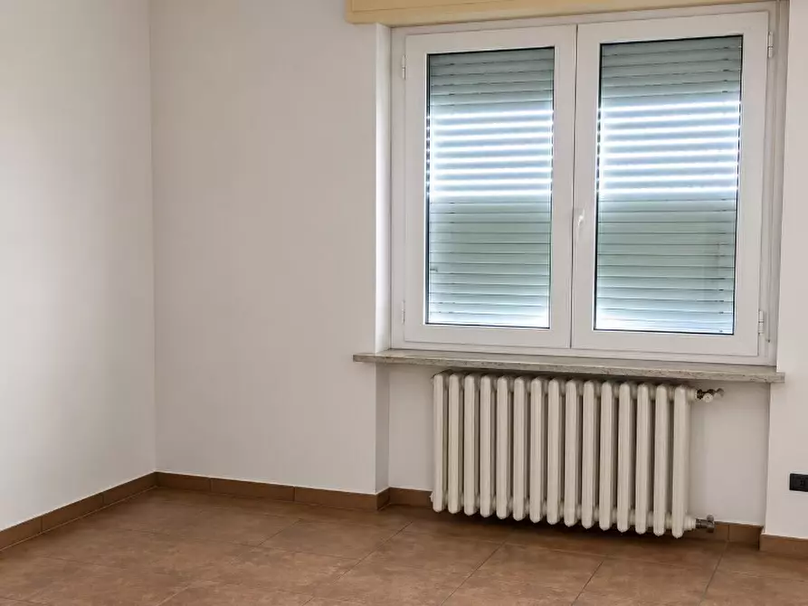 Immagine 5 di Pentalocale in vendita  in San Fosseto 132 a San Salvatore Monferrato