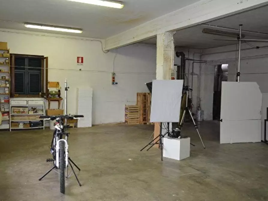 Immagine 4 di Attività artigianale in vendita  in Via Vallecalda 5 a Moconesi