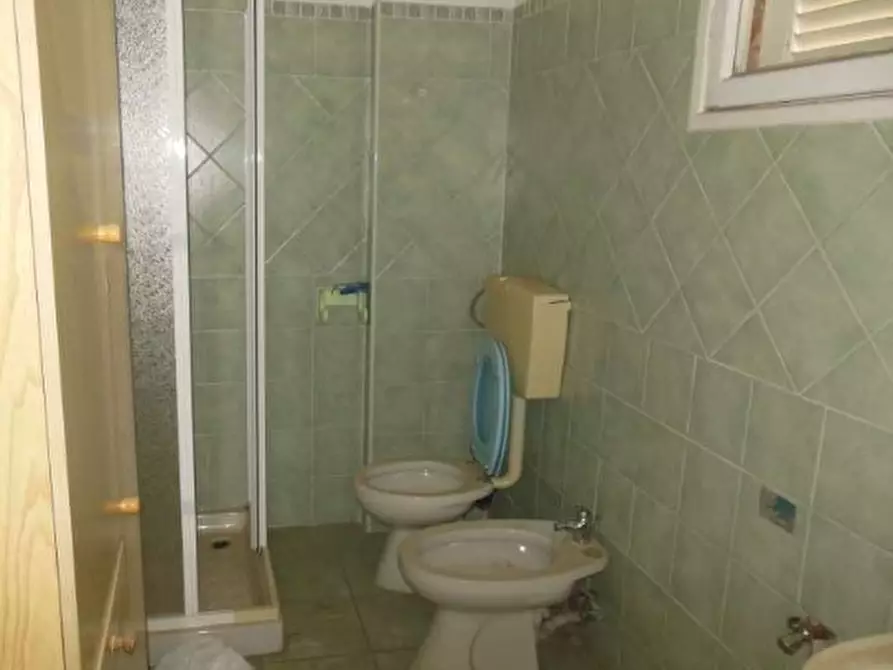 Immagine 7 di Pentalocale in vendita  in Strada Ciapeia 23 a Biella