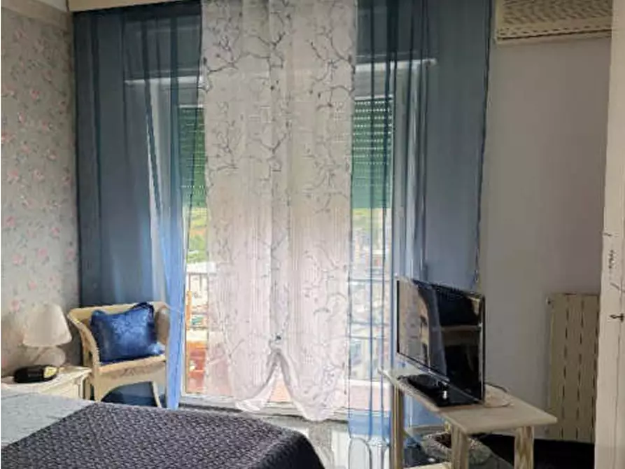 Immagine 6 di Quadrilocale in vendita  in Via Domenico Oliva 40 a Genova