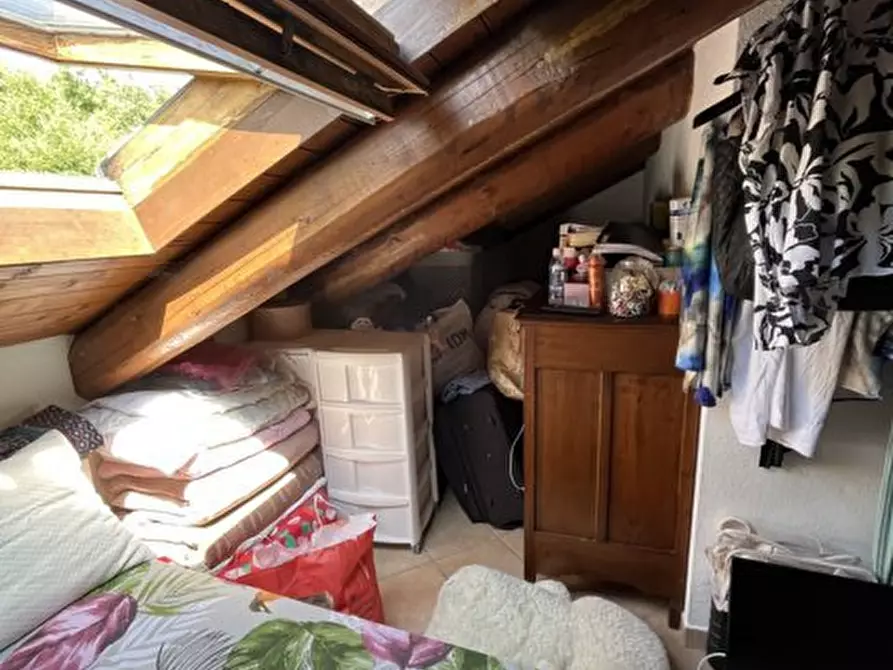 Immagine 8 di Mansarda in vendita  in Via Borgo Valentino 28 a Arignano