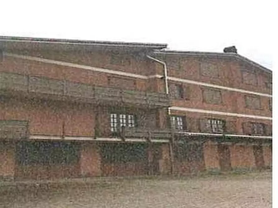 Immagine 10 di Casa indipendente in vendita  in Frazione San Bernardo 2 a Monteu Roero