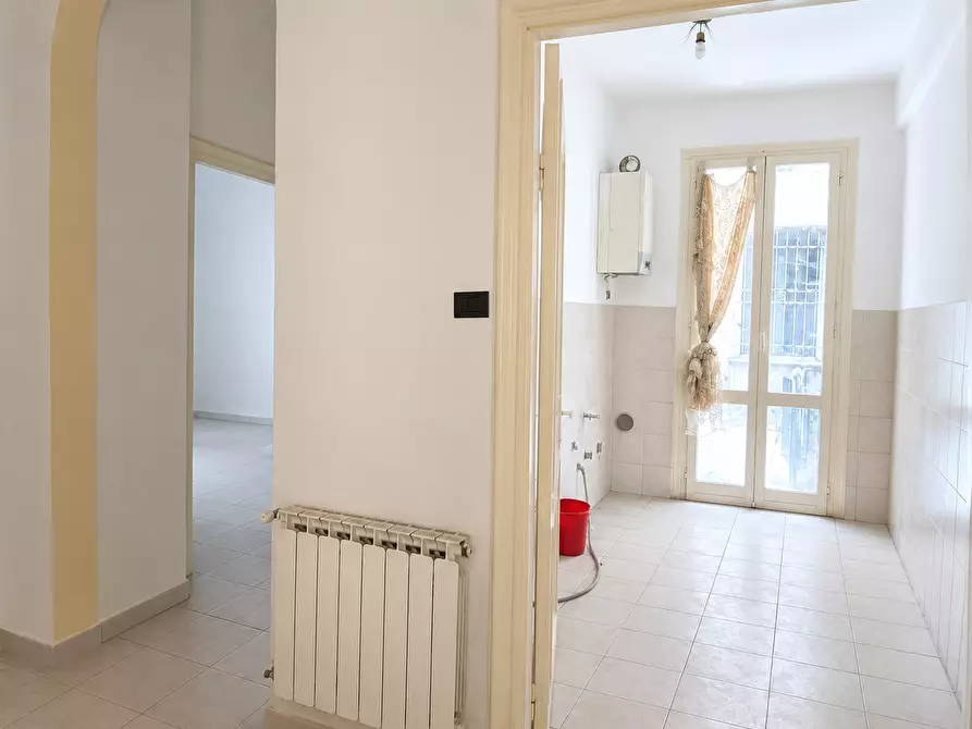 Immagine 3 di Trilocale in vendita  in Via Venezia 21/5 a Genova