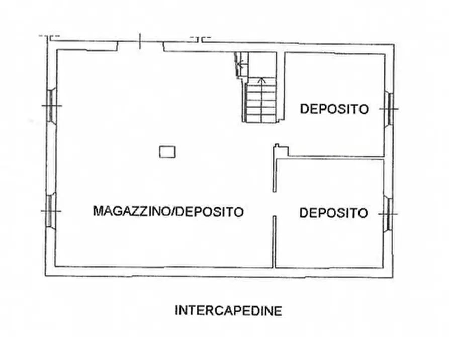 Immagine 2 di Magazzino in vendita  in Via Fratelli Canepa 48A a Serra Riccò