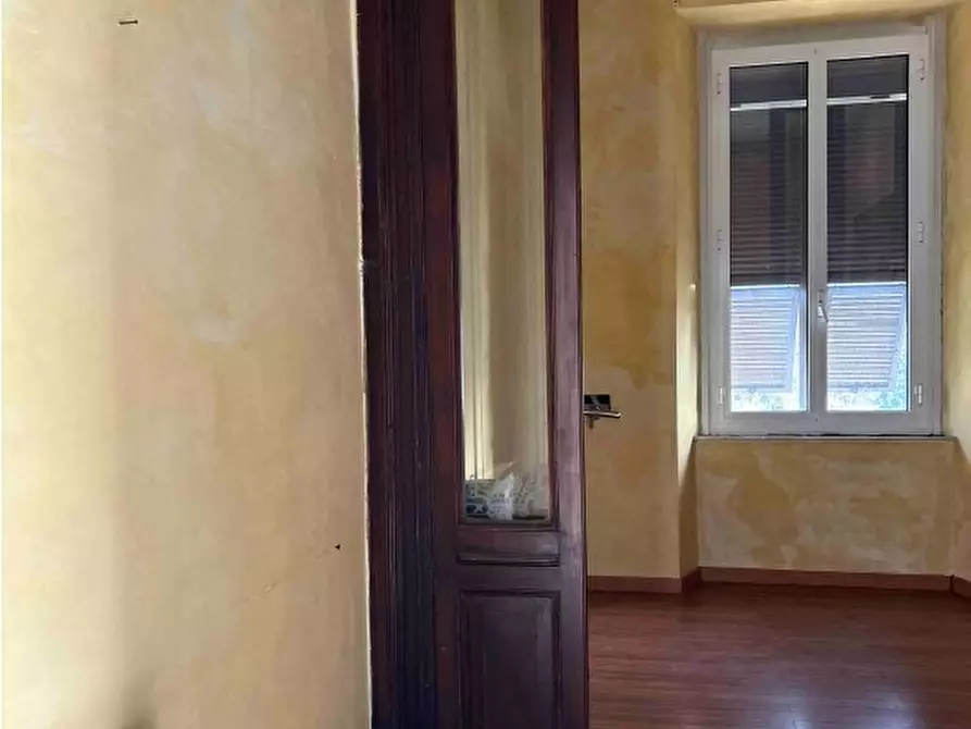 Immagine 7 di Pentalocale in vendita  in Via Croce Bianca 55 a Mignanego
