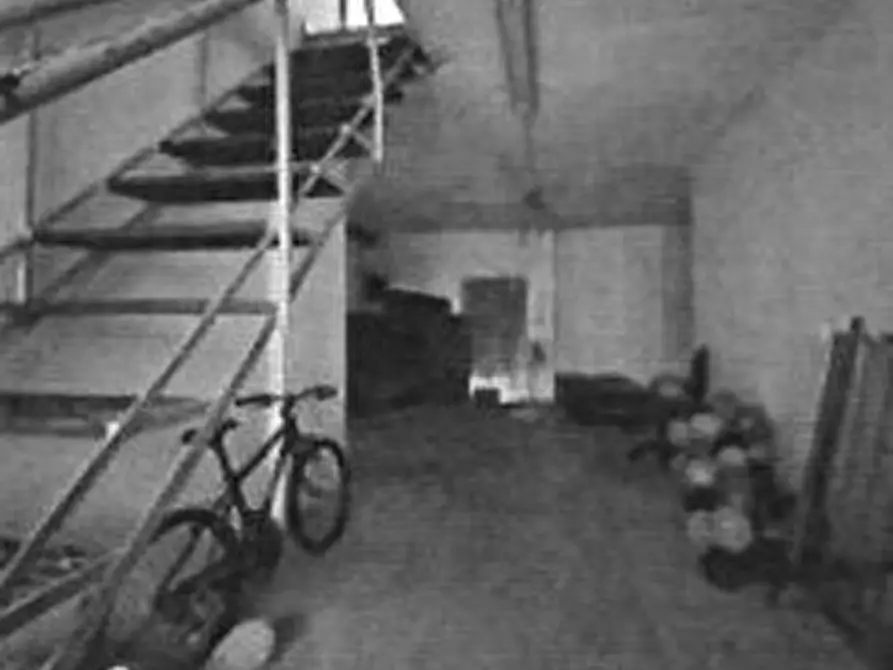 Immagine 7 di Locale commerciale in vendita  in Corso Giulio Cesare 39 bis/E a Torino