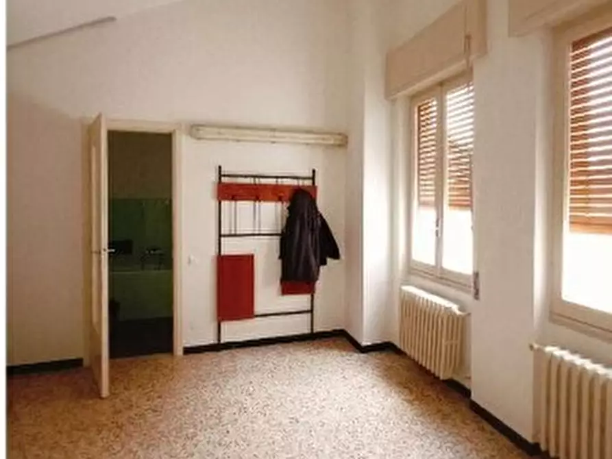 Immagine 7 di Albergo/B&B/Residence in vendita  in Via Roma 53 a Rezzoaglio