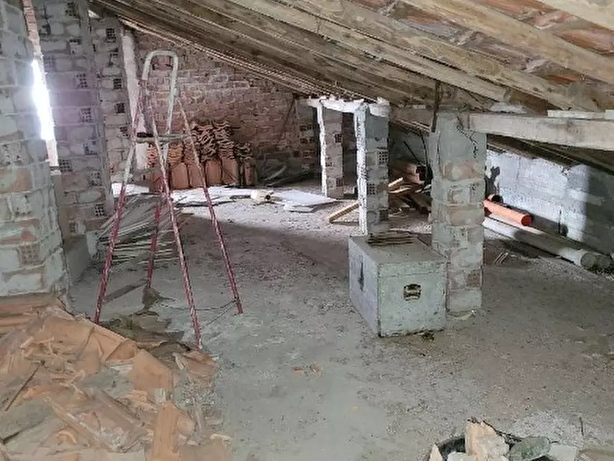 Immagine 9 di Pentalocale in vendita  in Via Balletto 5 a Bargagli