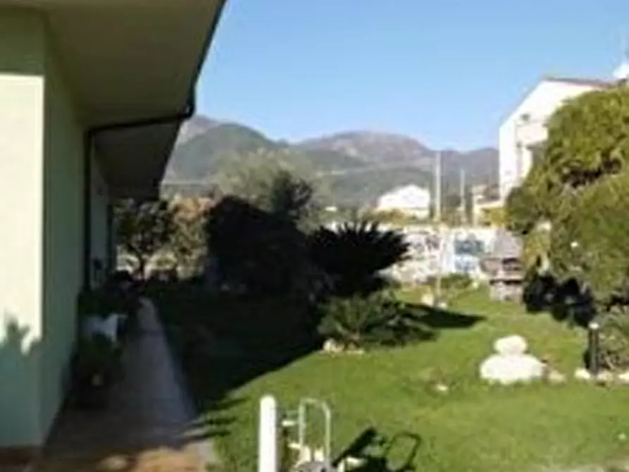 Immagine 3 di Trilocale in vendita  in Via Bulasce 23 a Loano