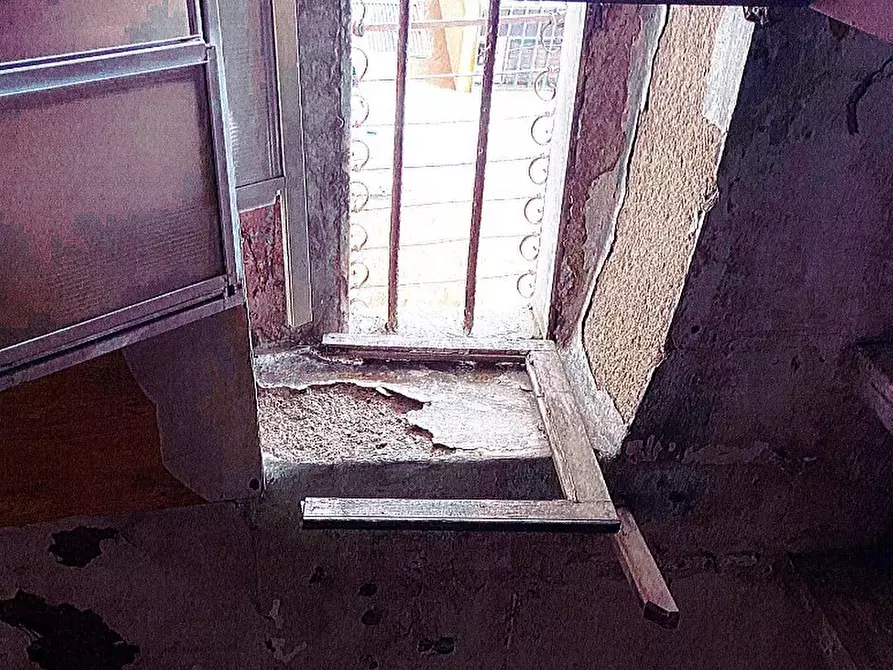 Immagine 4 di Magazzino in vendita  in Via dei Giardini 8 a Genova