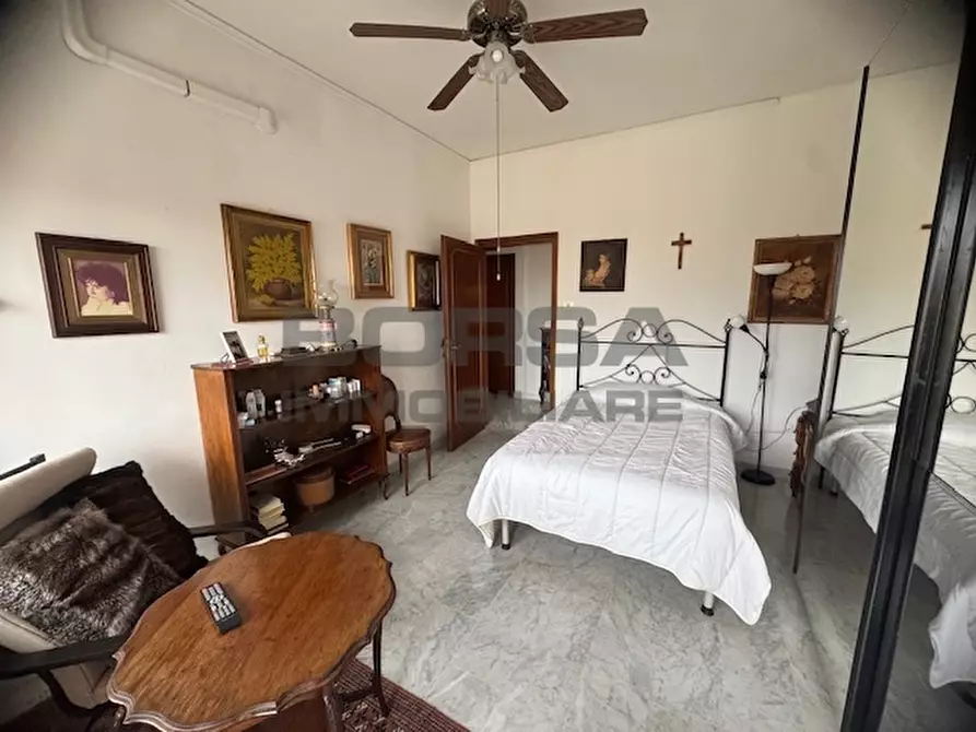 Immagine 19 di Appartamento in vendita  in Piazza Attias 48 a Livorno