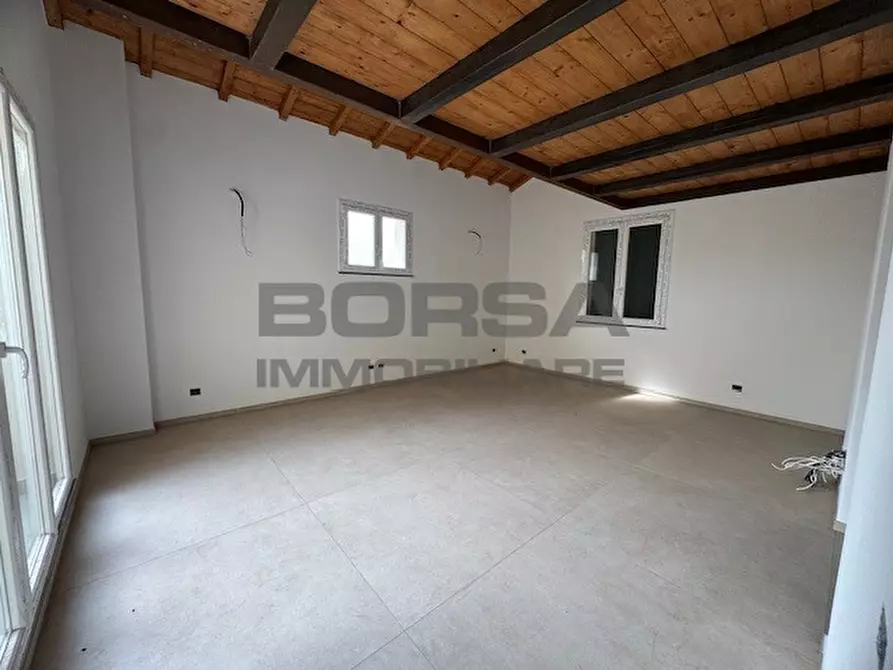 Immagine 3 di Appartamento in vendita  in Via delle Sorgenti 402 a Livorno