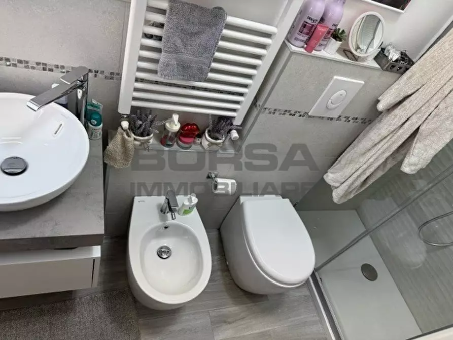 Immagine 40 di Quadrilocale in vendita  in Via Goito a Livorno