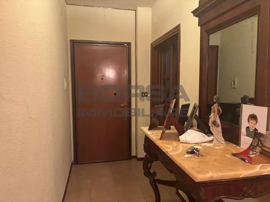 Immagine 2 di Pentalocale in vendita  in Via Enrico Mayer 67 a Livorno