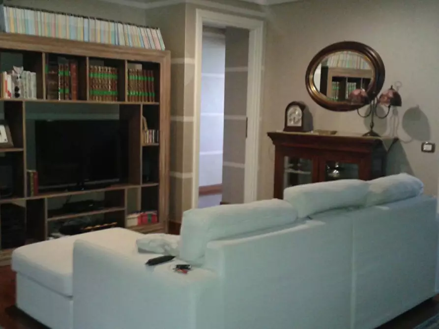 Immagine 4 di Casa indipendente in vendita  a Ragusa