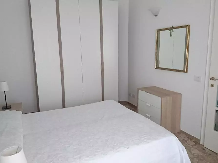 Immagine 8 di Trilocale in affitto  a Ragusa